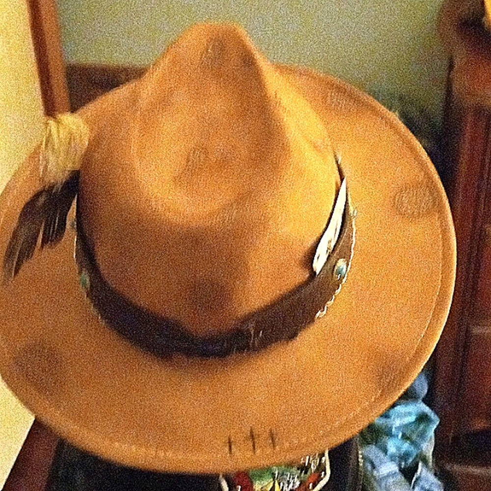 Custom Distressed Fedora - Picture 4 of 4